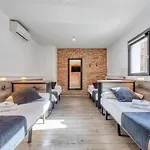 Bedmates Ξενοδοχείο